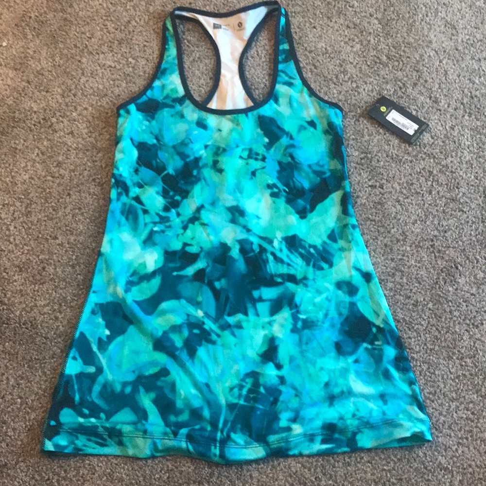 Xersion women’s workout tank top